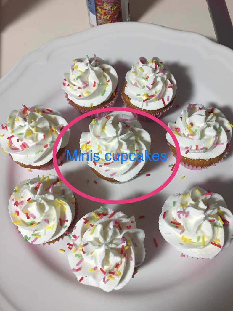 mamacake_reposteria_creativa_sevilla_curso_cupcakes_buttercream10
